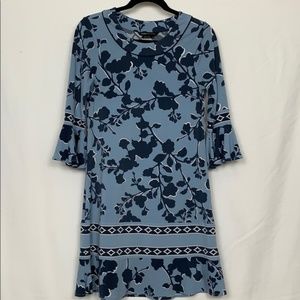 BCBG Maxazria Size M Mixed Blue Dress
